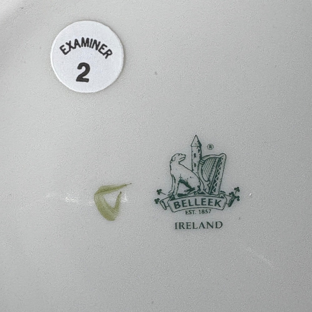 Vintage Belleek Tara Celtic Shamrock Gift / Trinket Box / Sugar Bowl with Lid - Picture 10 of 10